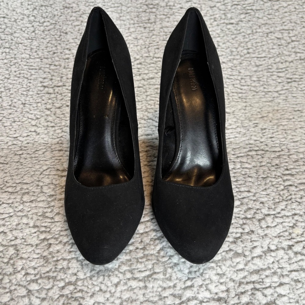 Forever 21 Womens Black Faux Suede Block Heel Almond Toe Pumps Size 10
